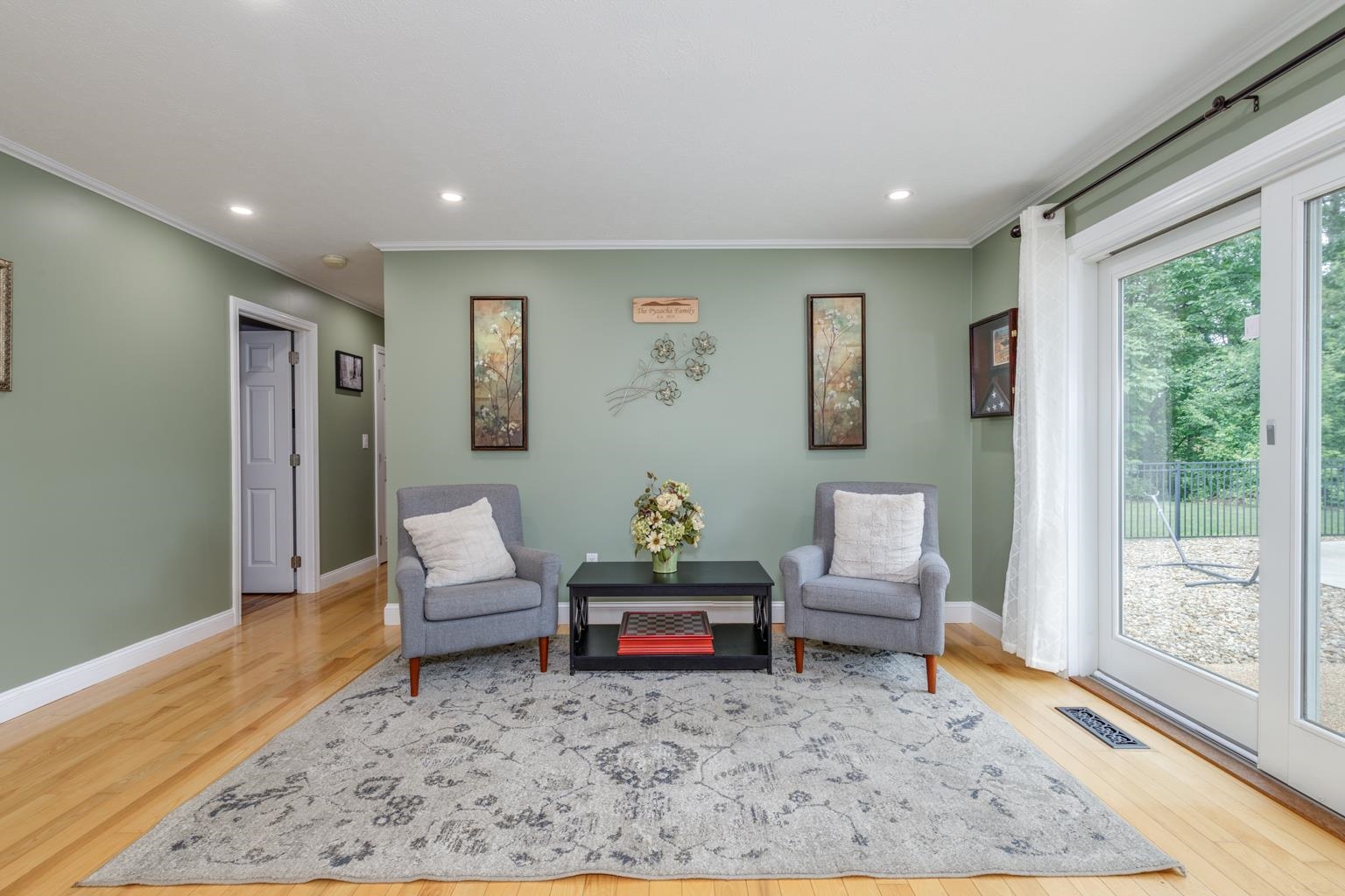 11 Naticook Avenue