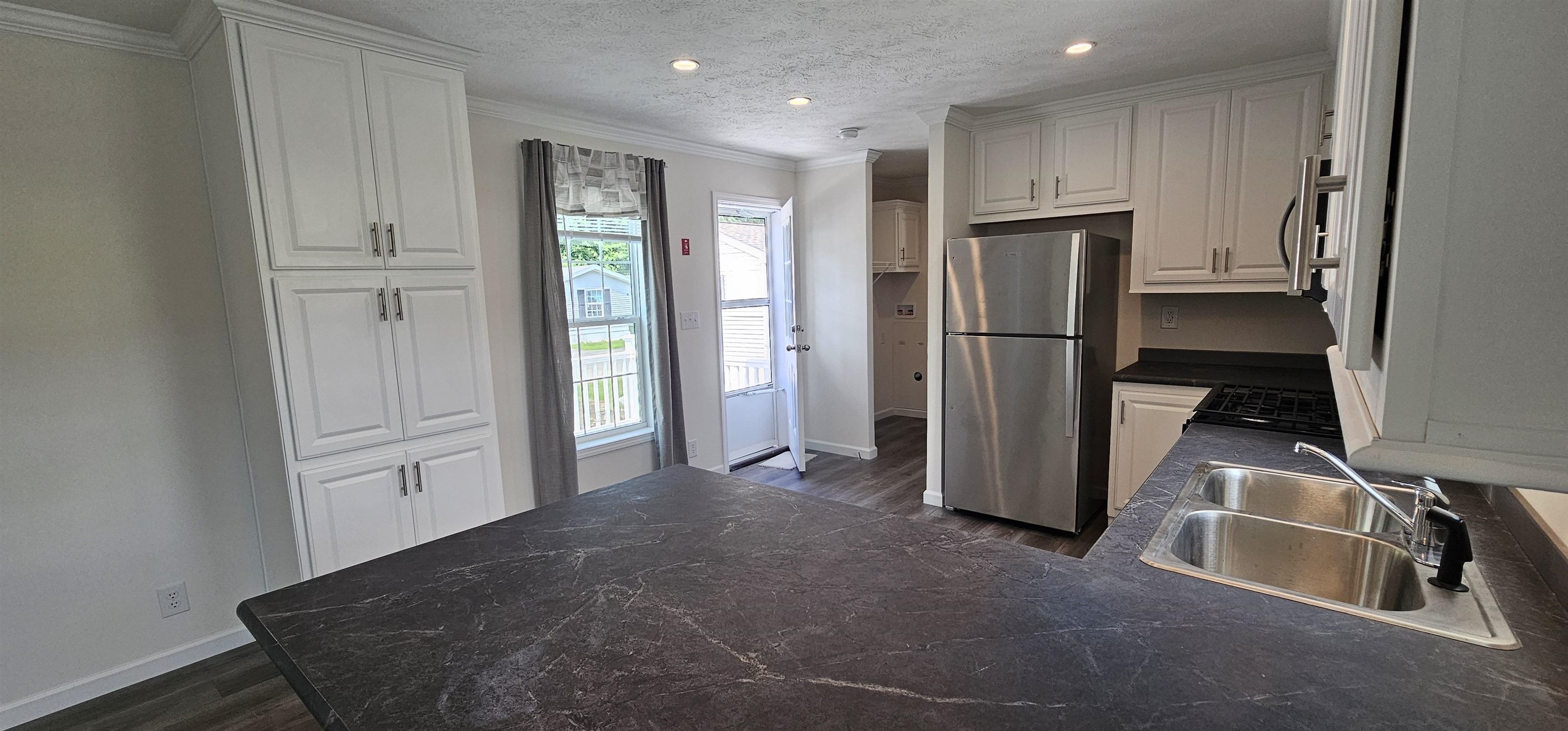 25 Eglin Boulevard
