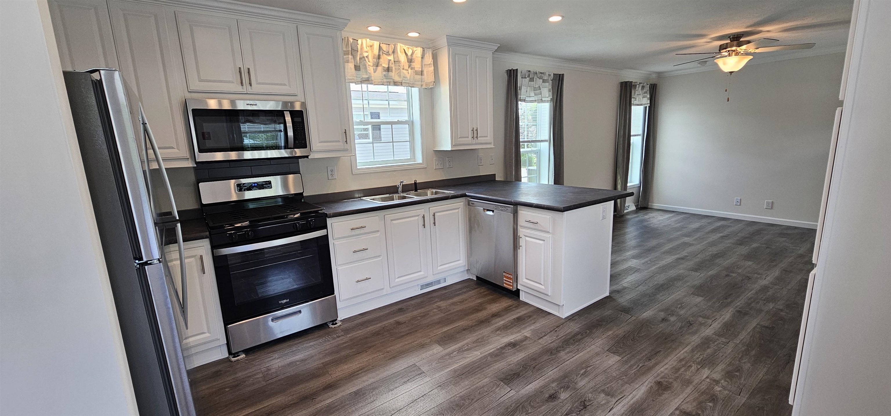 25 Eglin Boulevard