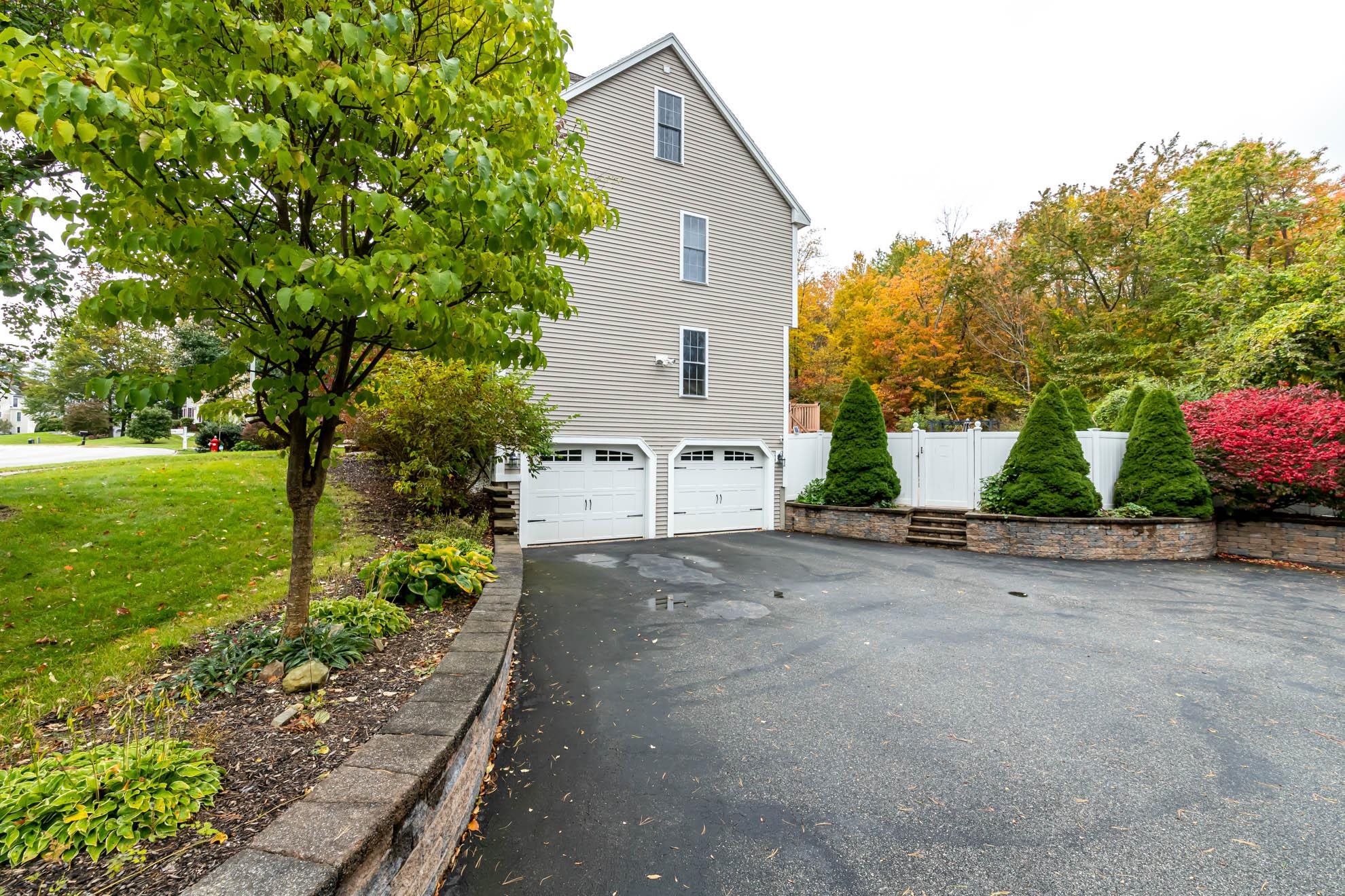 6 Quaker Lane