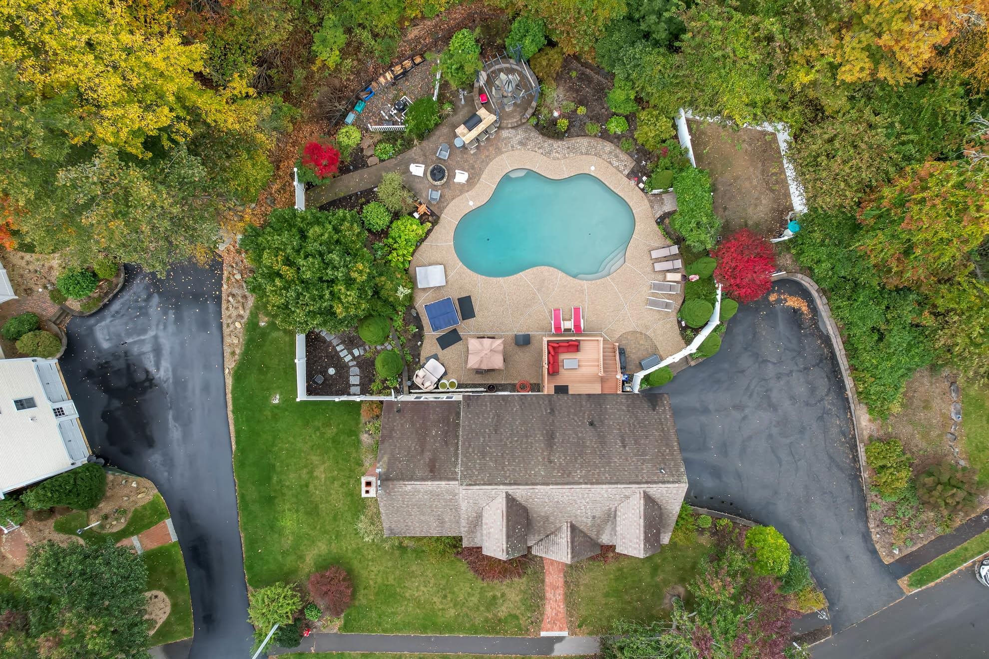 6 Quaker Lane