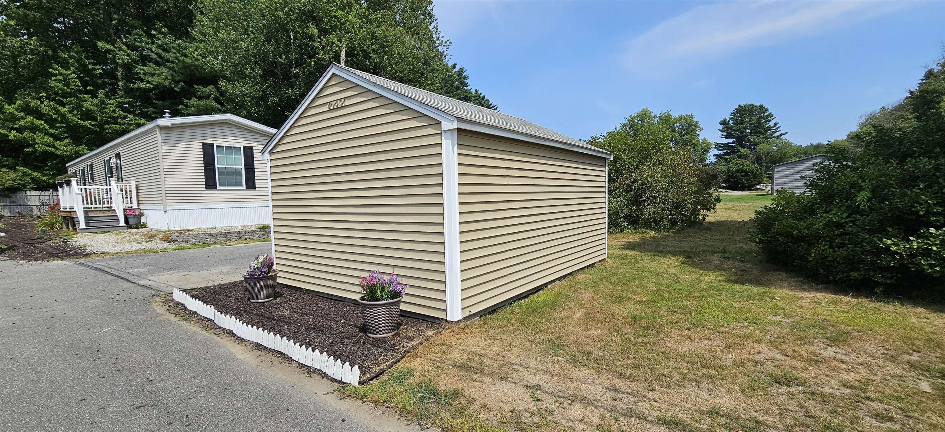 8 Barksdale Avenue