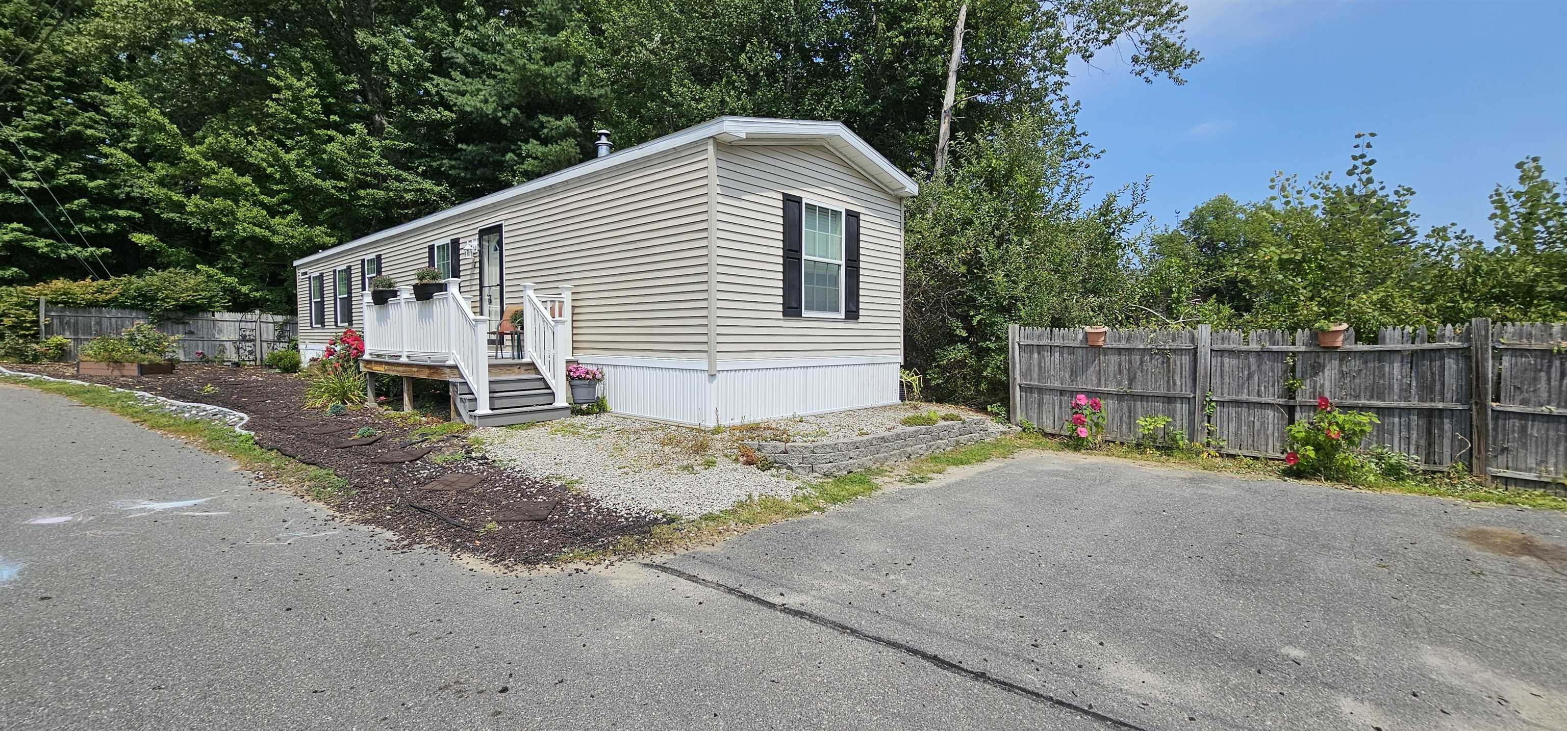 8 Barksdale Avenue