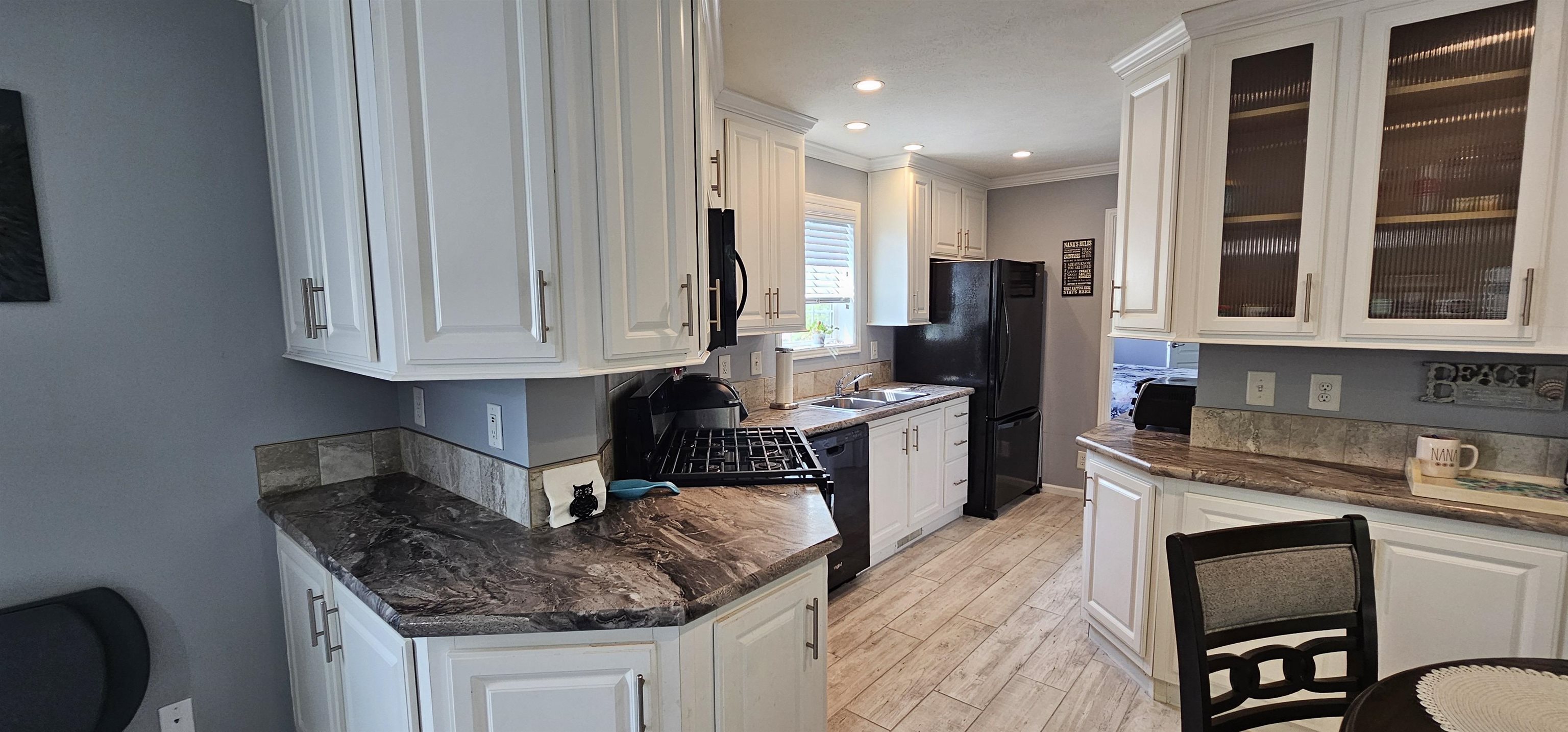 8 Barksdale Avenue