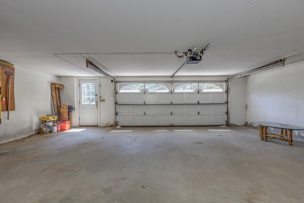 6 Falcon Drive