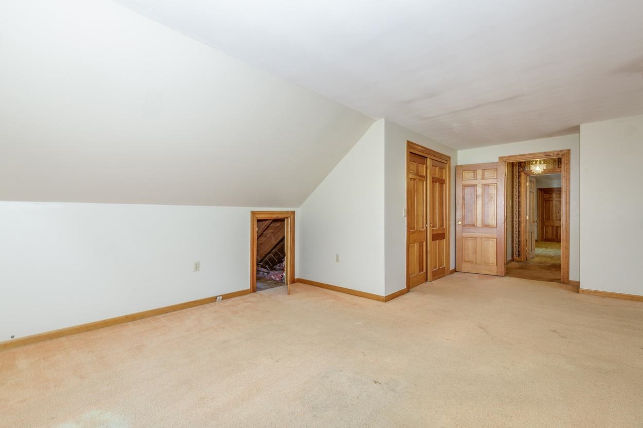 6 Falcon Drive