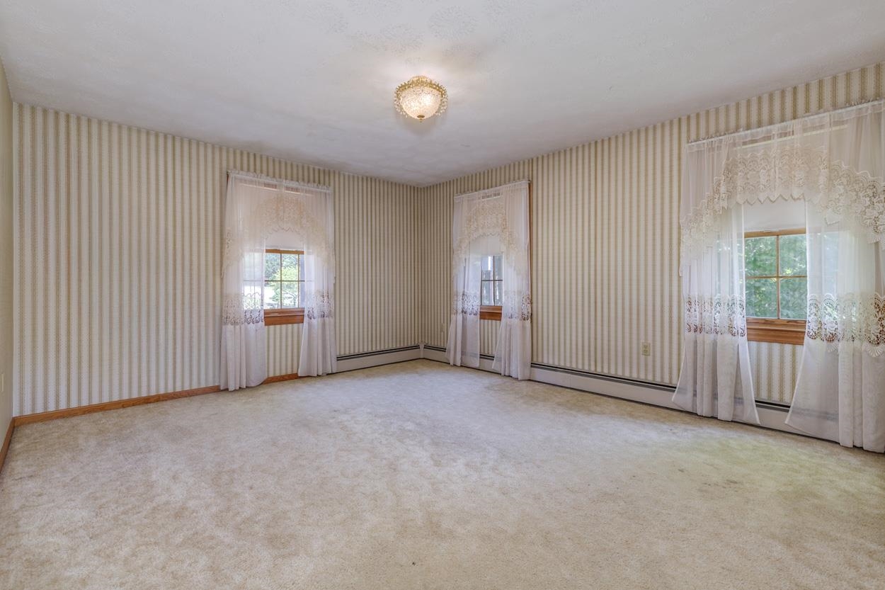 6 Falcon Drive