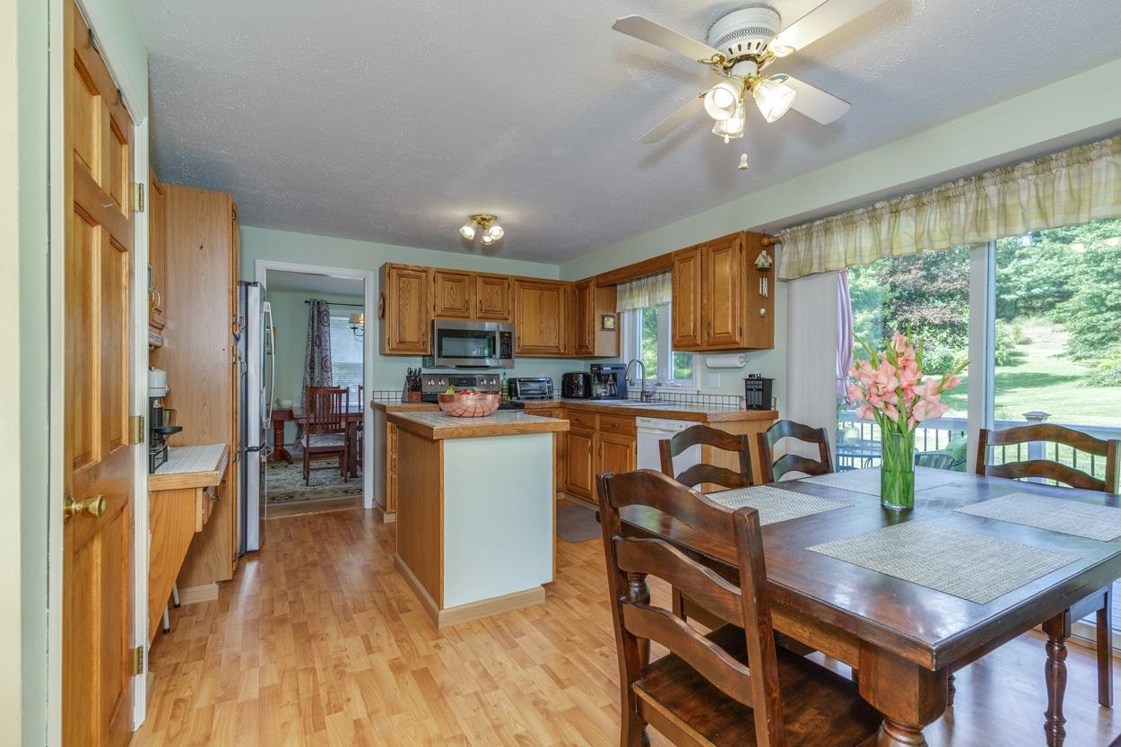 27 Riverview Circle