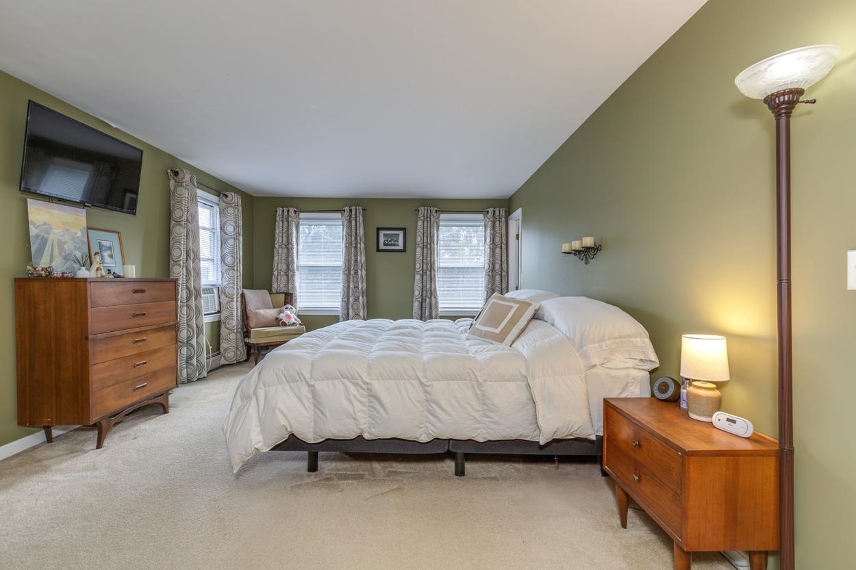 27 Riverview Circle