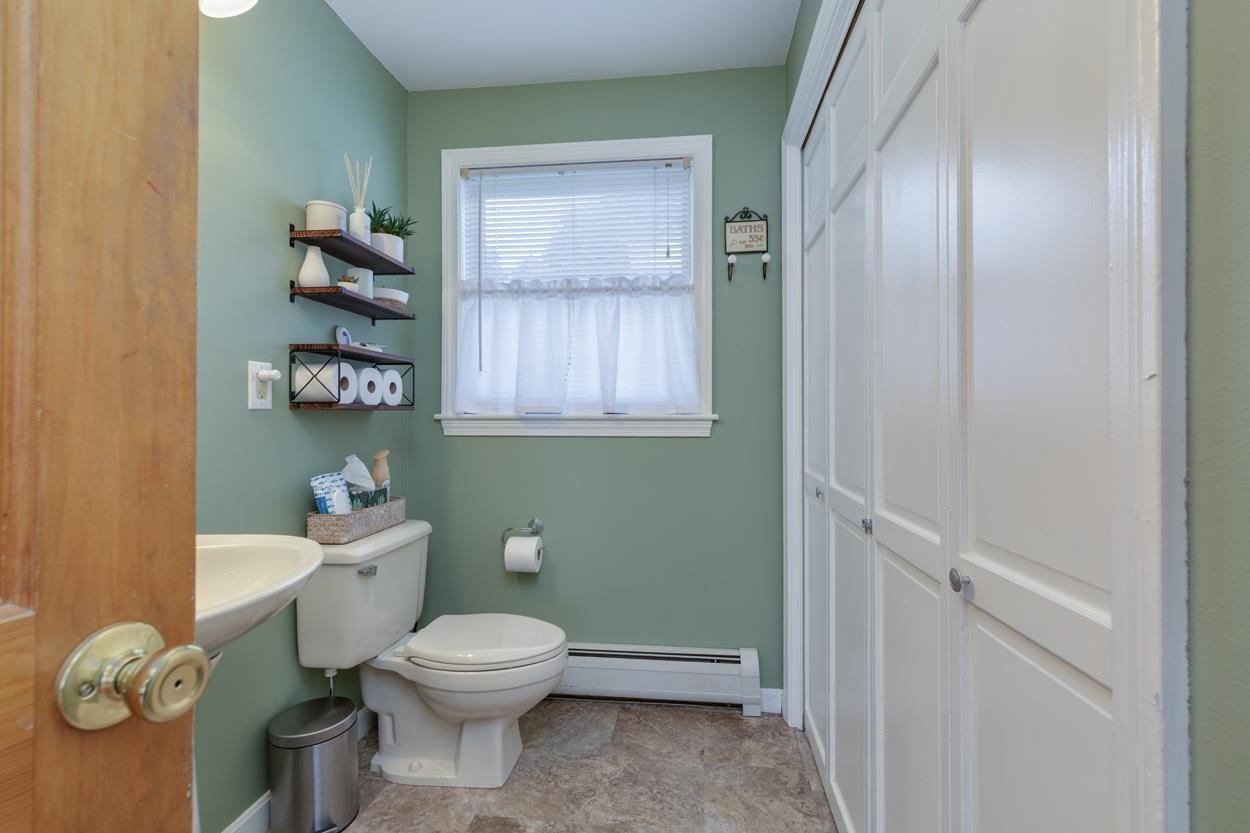 27 Riverview Circle