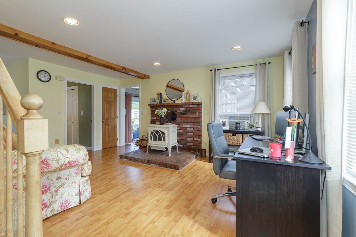 27 Riverview Circle