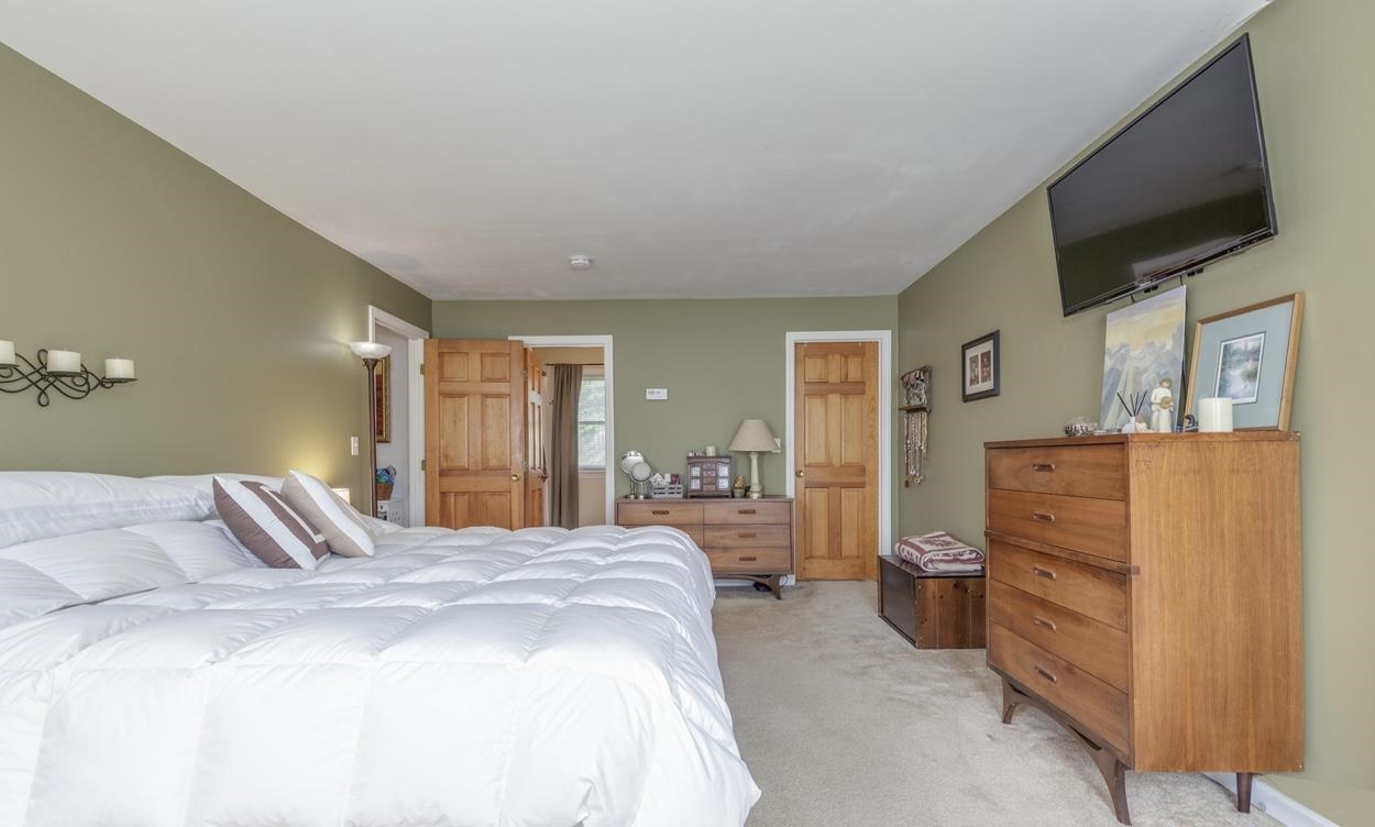 27 Riverview Circle