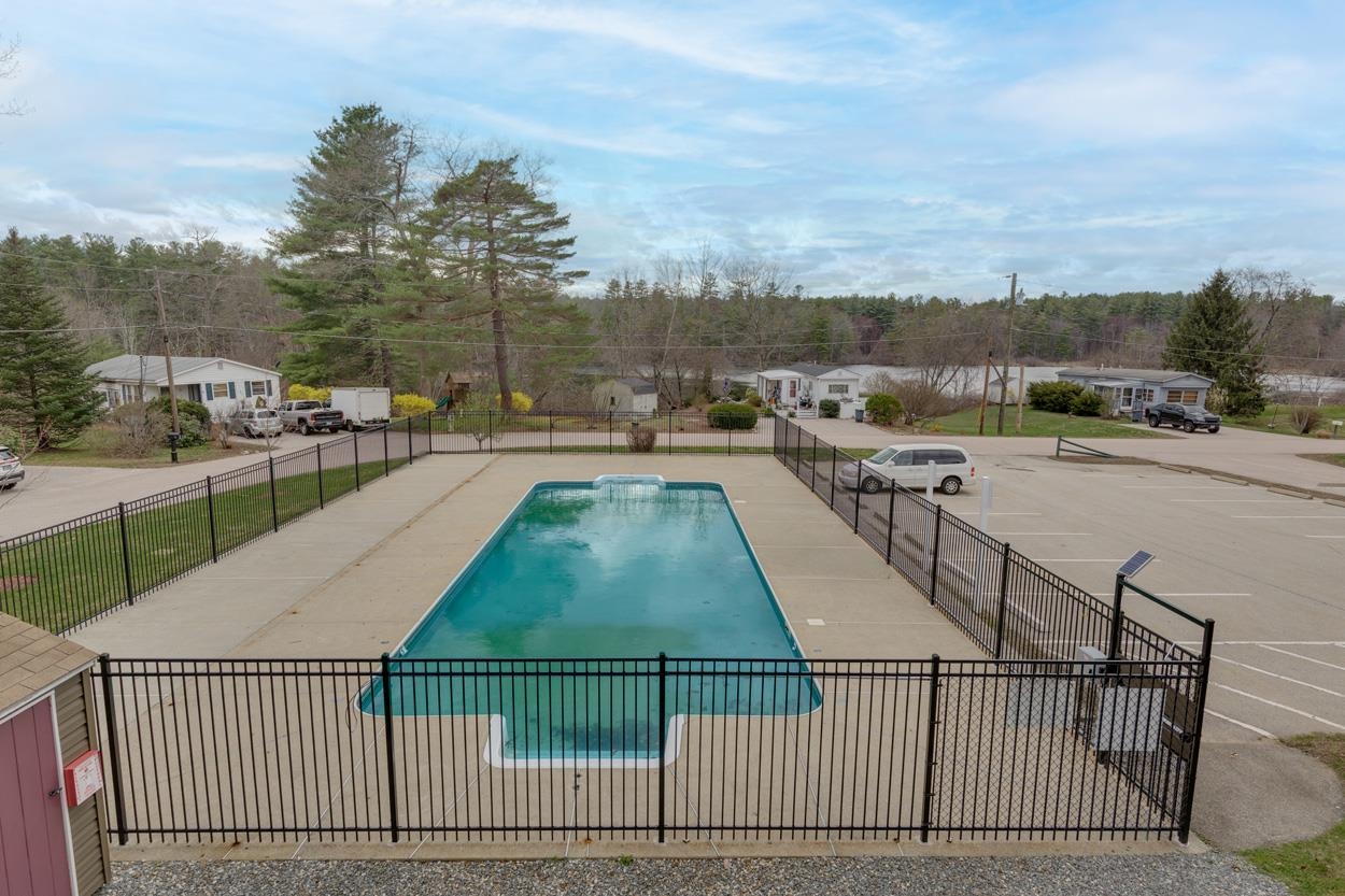 4 Clovercrest Drive