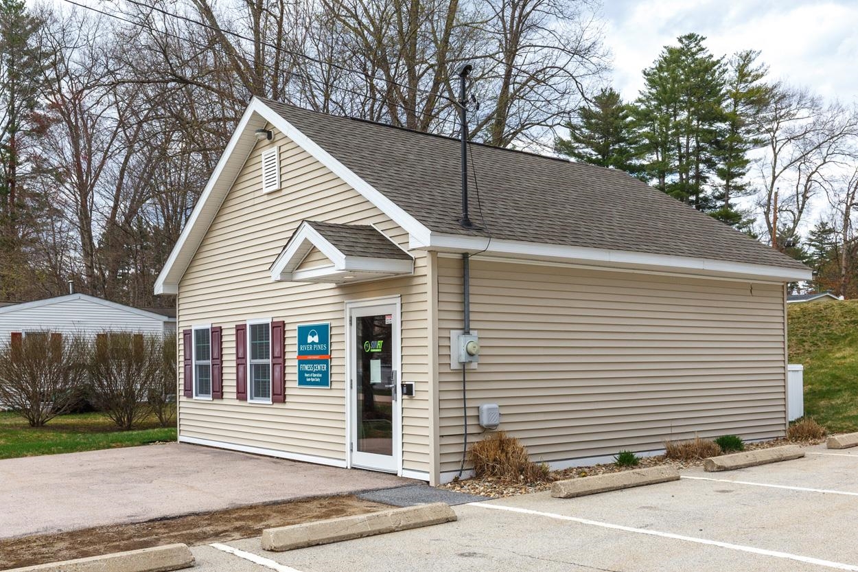 4 Clovercrest Drive