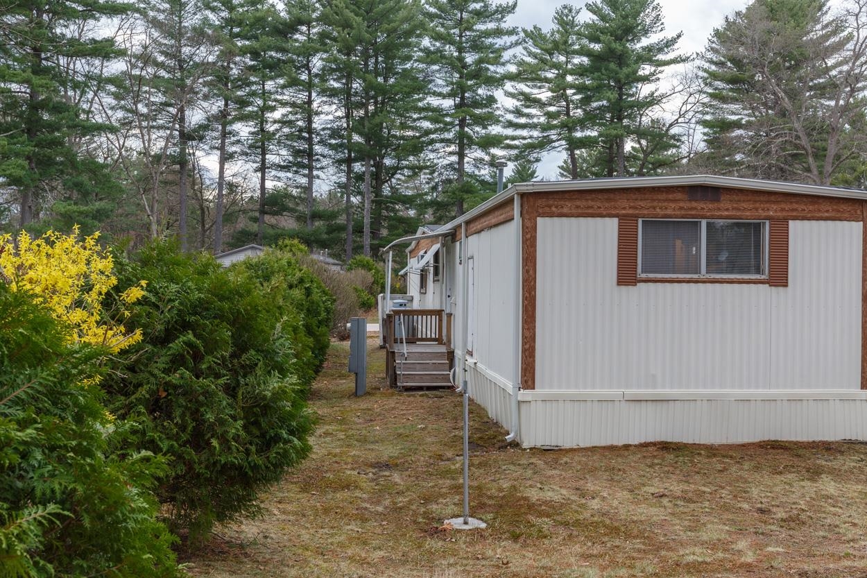 4 Clovercrest Drive