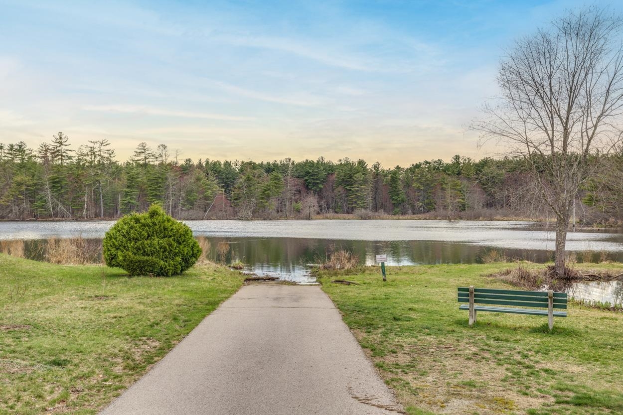 4 Clovercrest Drive