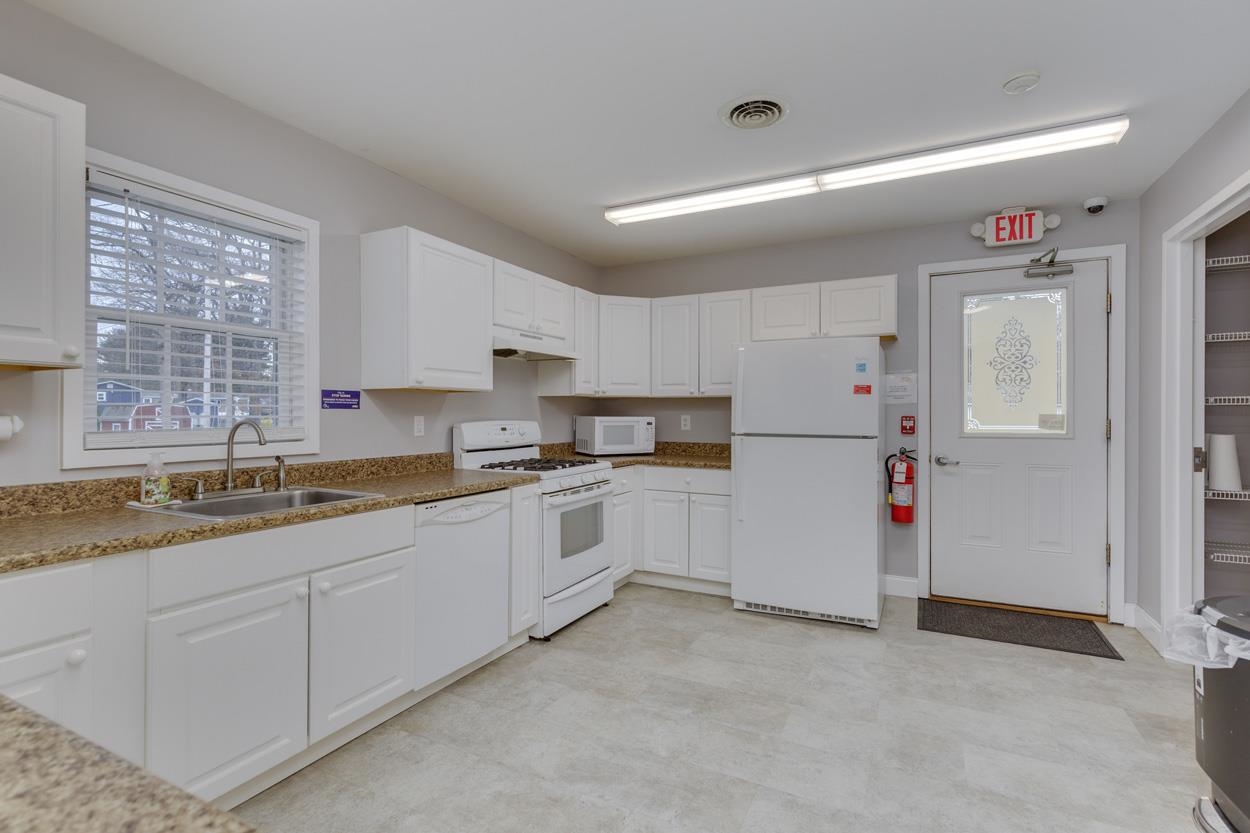 4 Clovercrest Drive