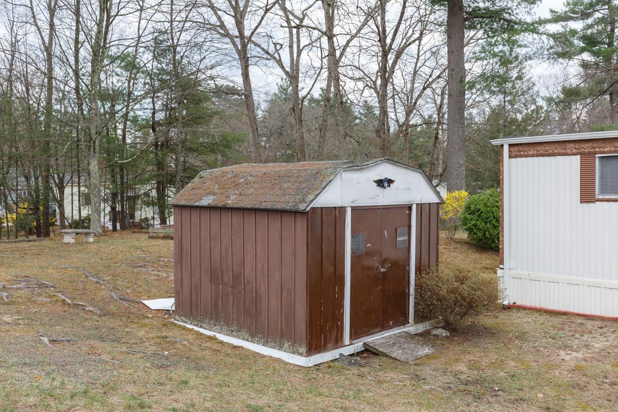 4 Clovercrest Drive