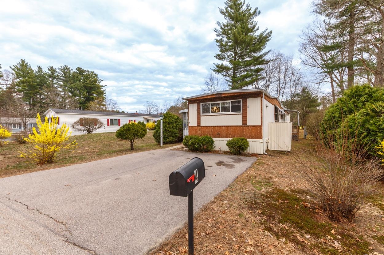 4 Clovercrest Drive