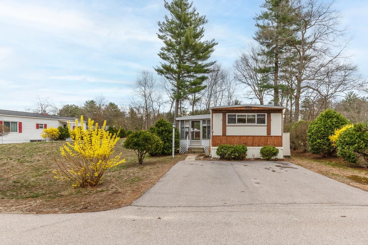 4 Clovercrest Drive