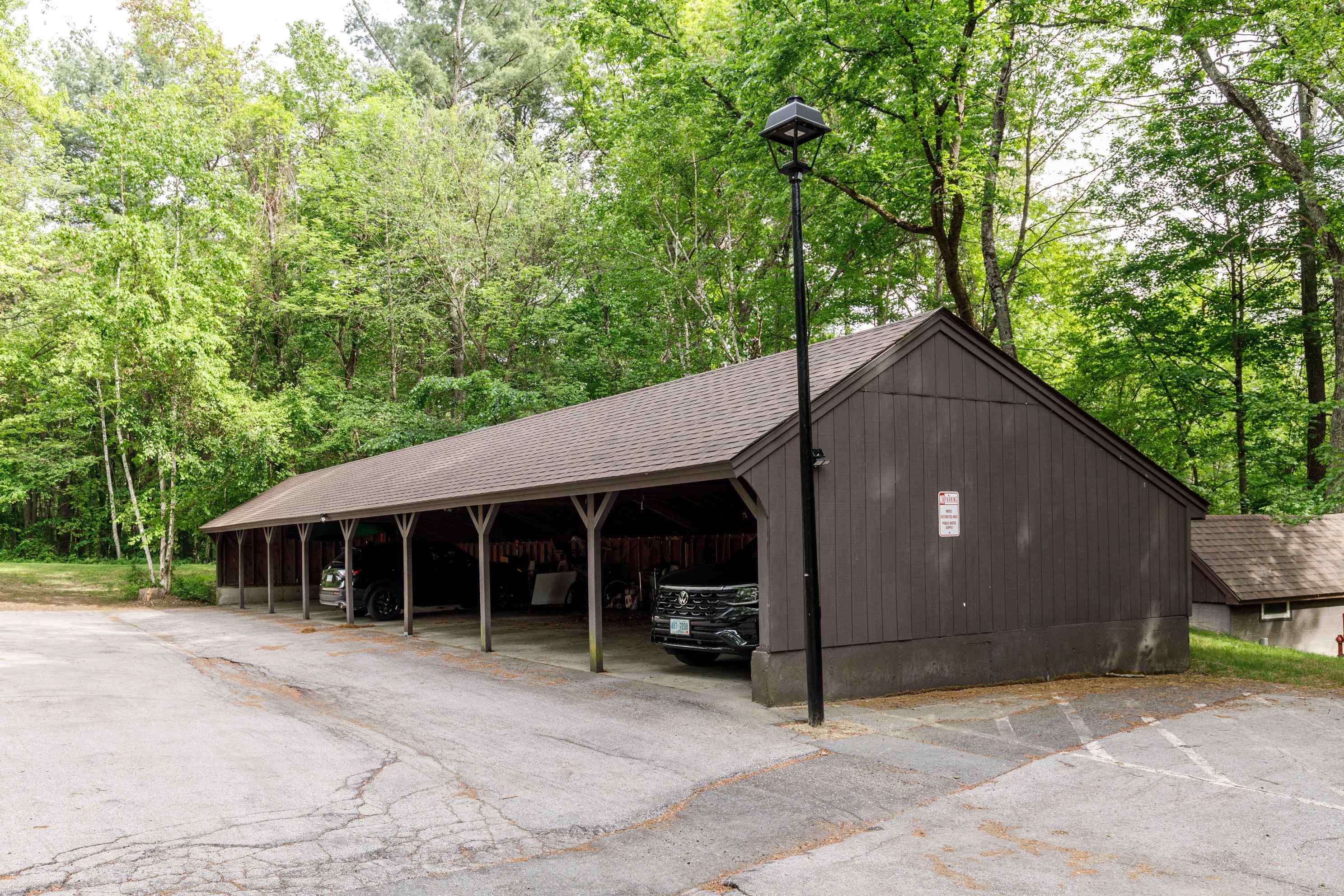 8 Midridge Circle