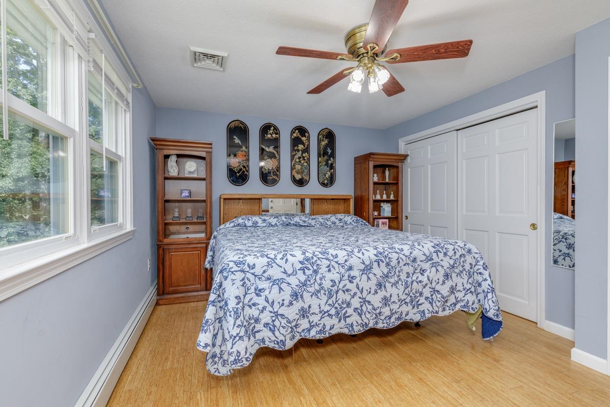 10 Mayflower Drive