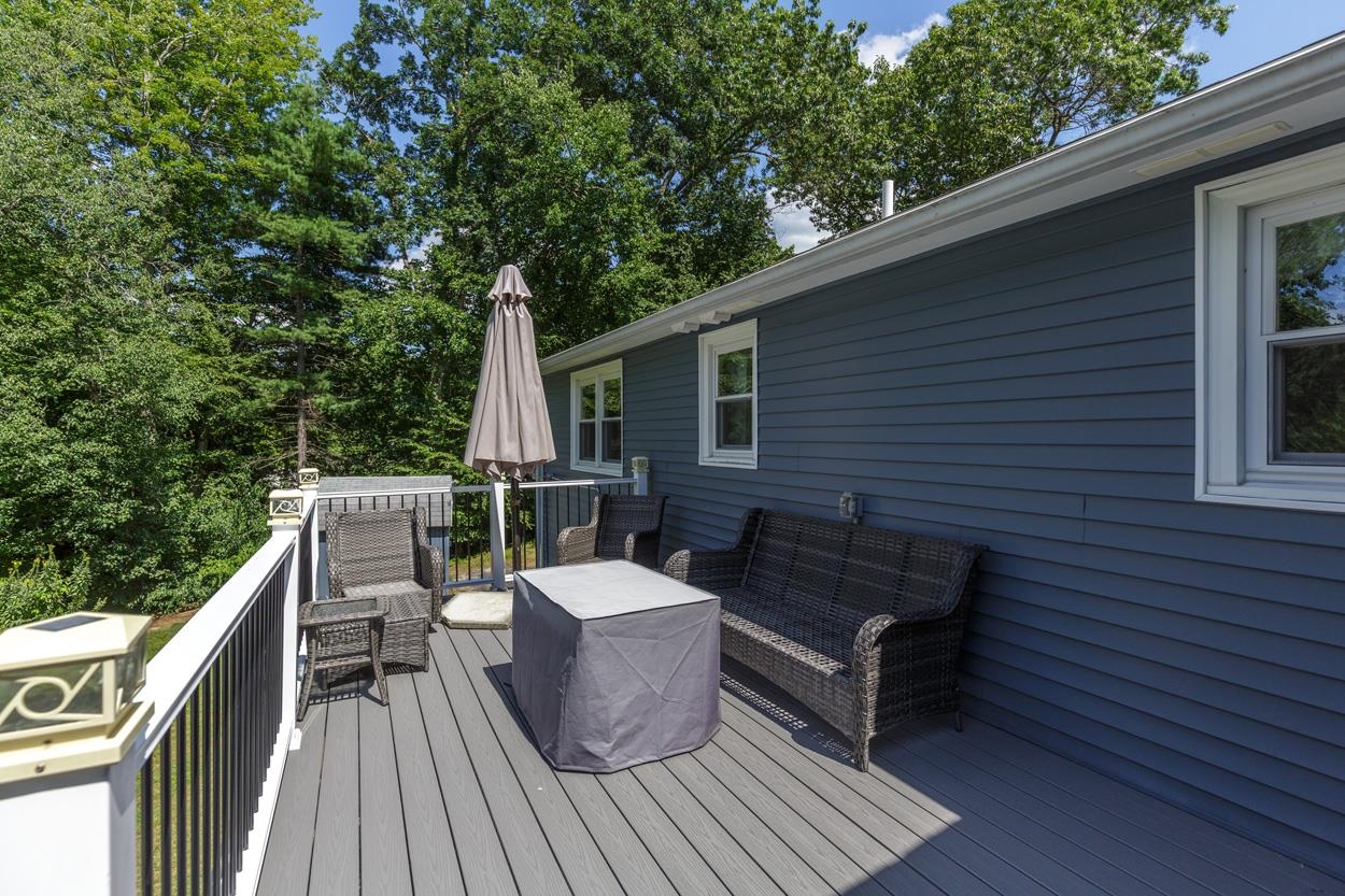 10 Mayflower Drive