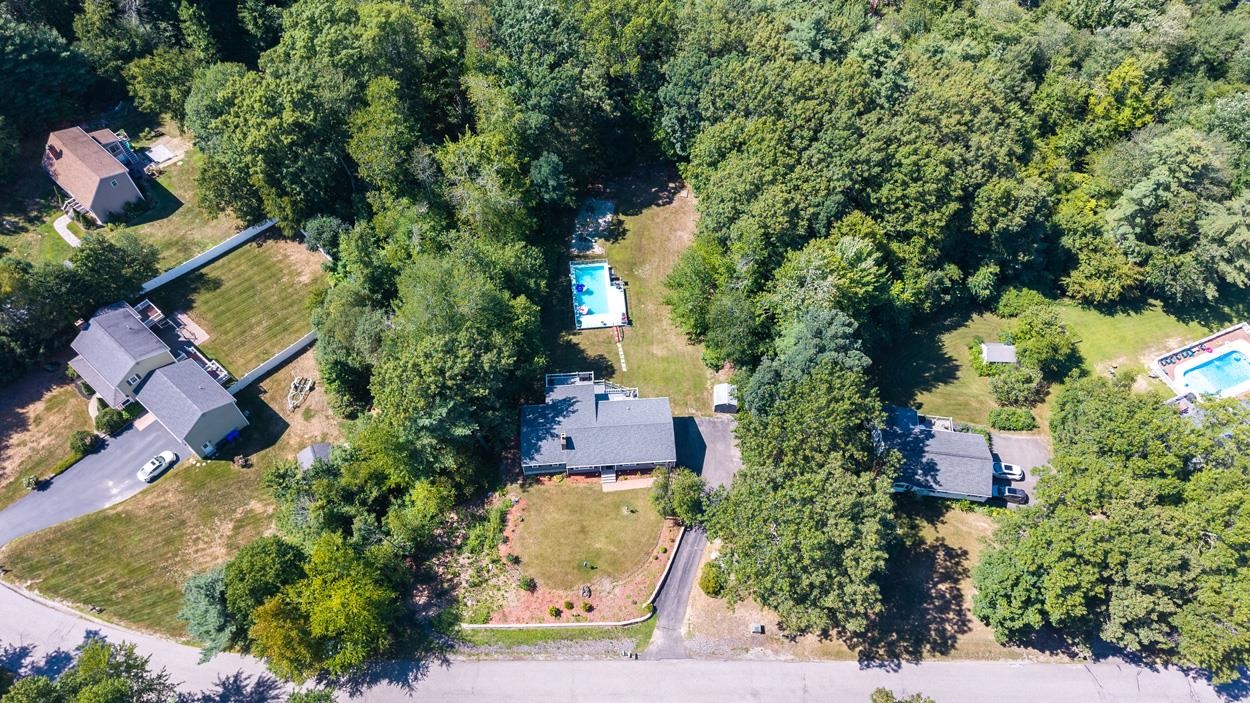 10 Mayflower Drive