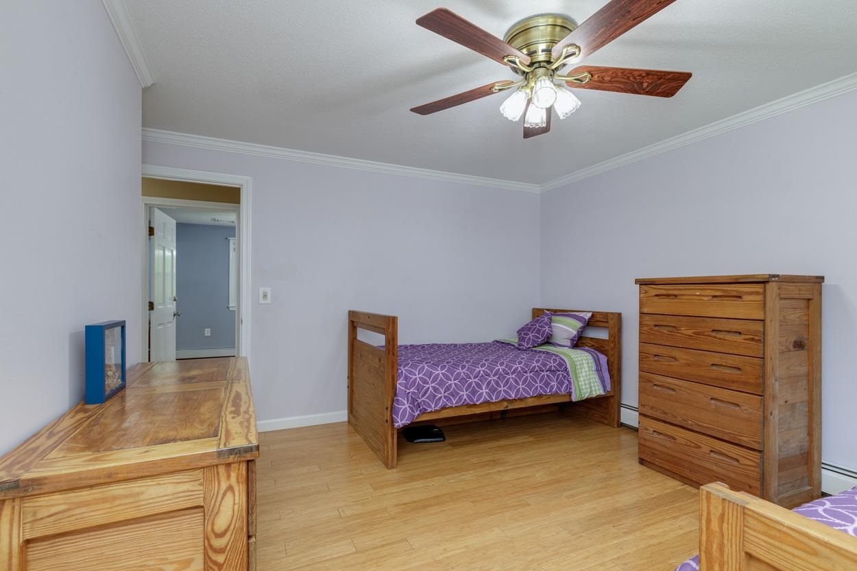 10 Mayflower Drive