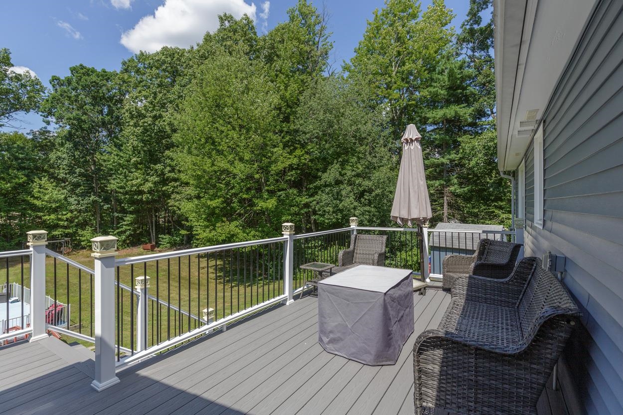 10 Mayflower Drive