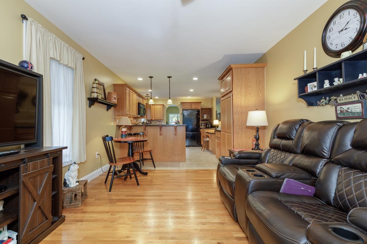 23 Arbor Circle Unit: 23