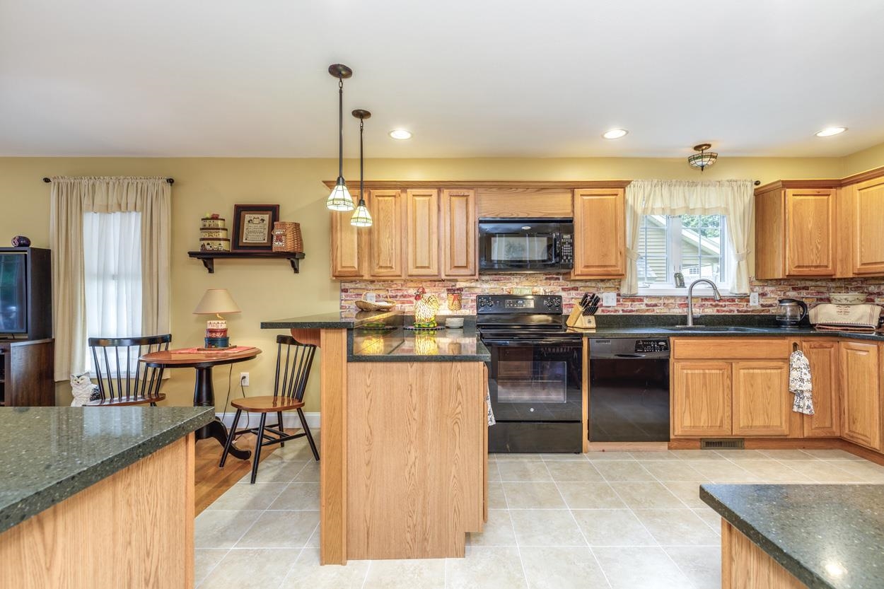 23 Arbor Circle Unit: 23