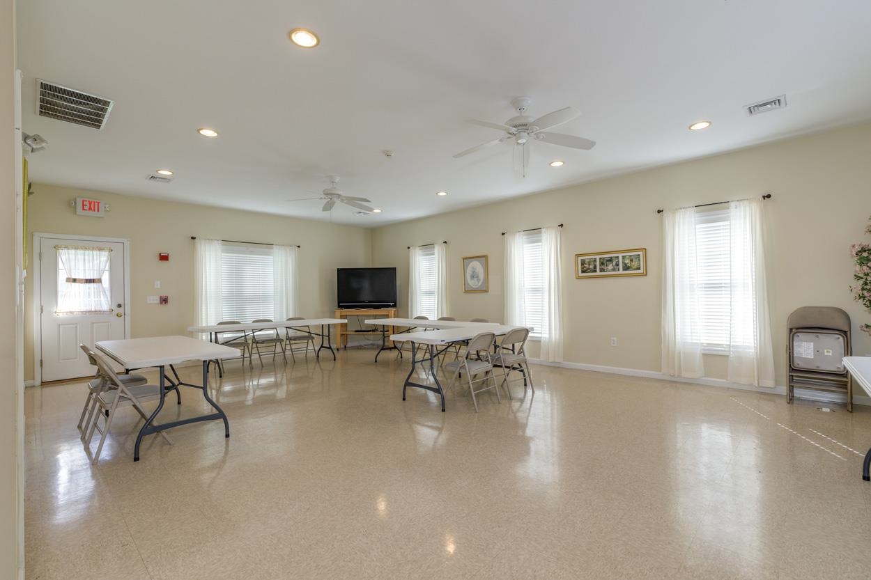 23 Arbor Circle Unit: 23