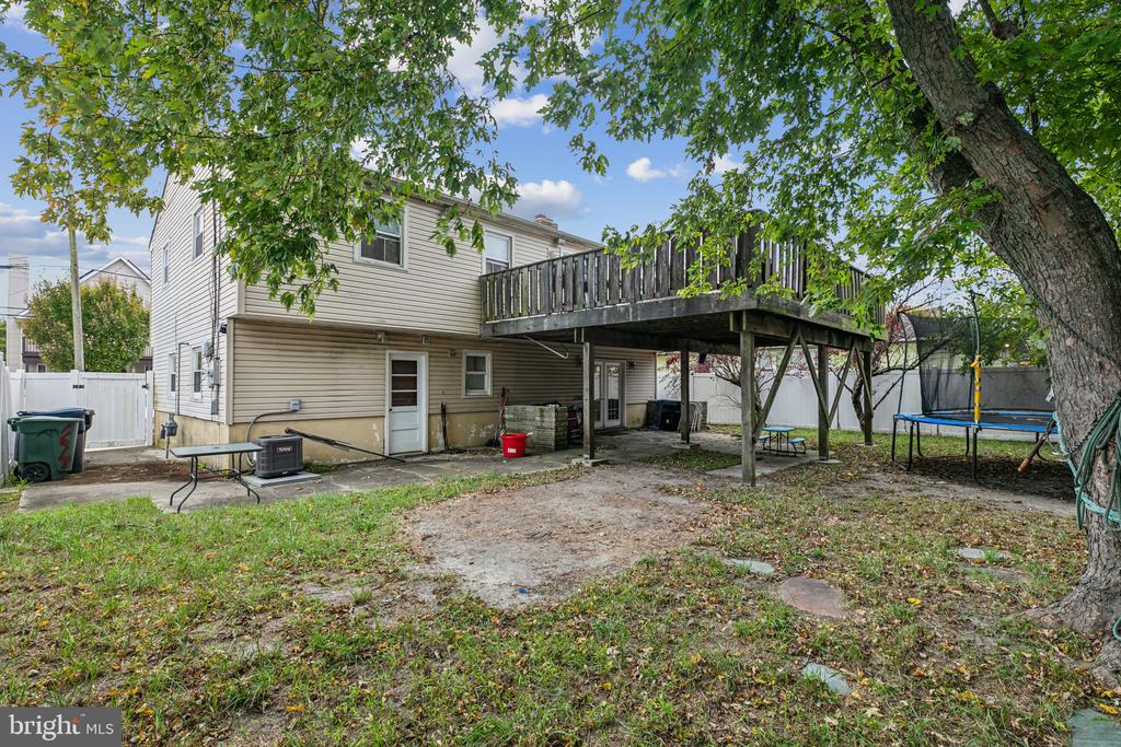 1617 Marmora Ave