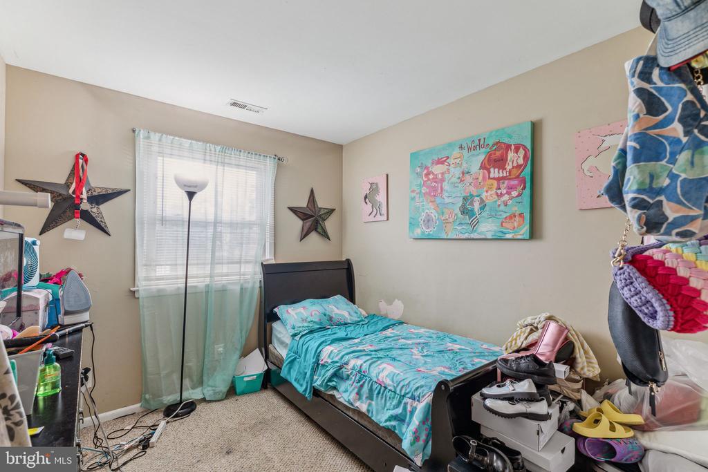 1617 Marmora Ave