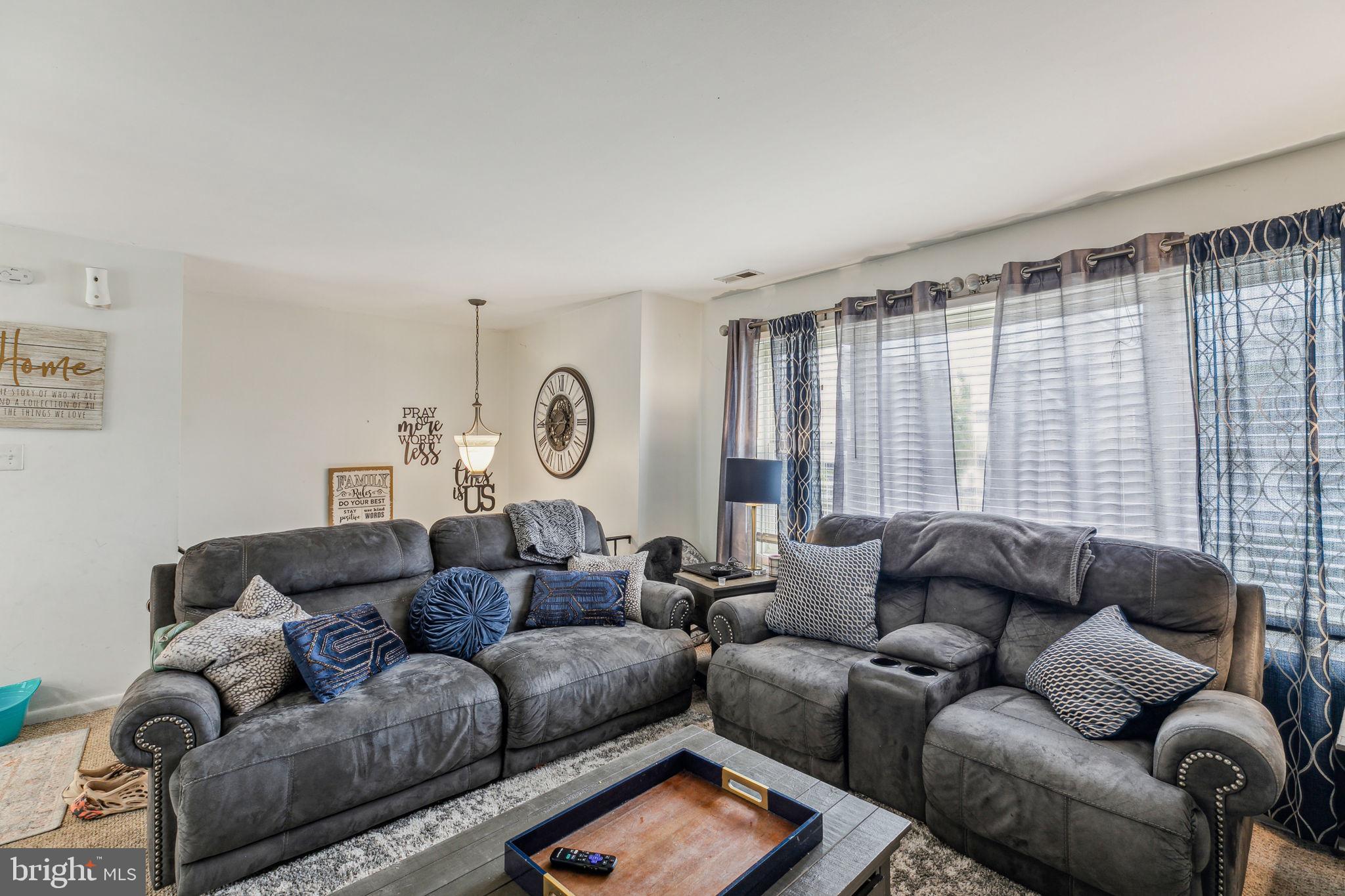 1617 Marmora Ave