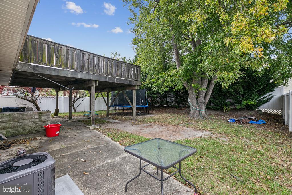 1617 Marmora Ave