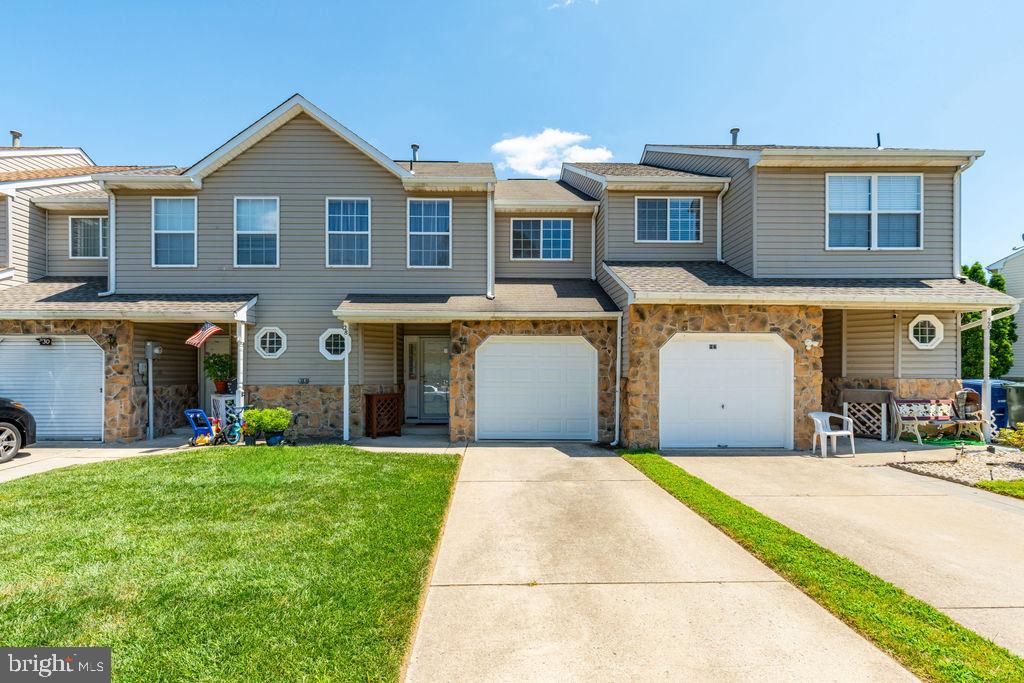 28 Theo Ct