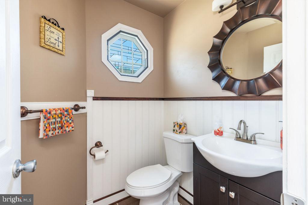 28 Theo Ct