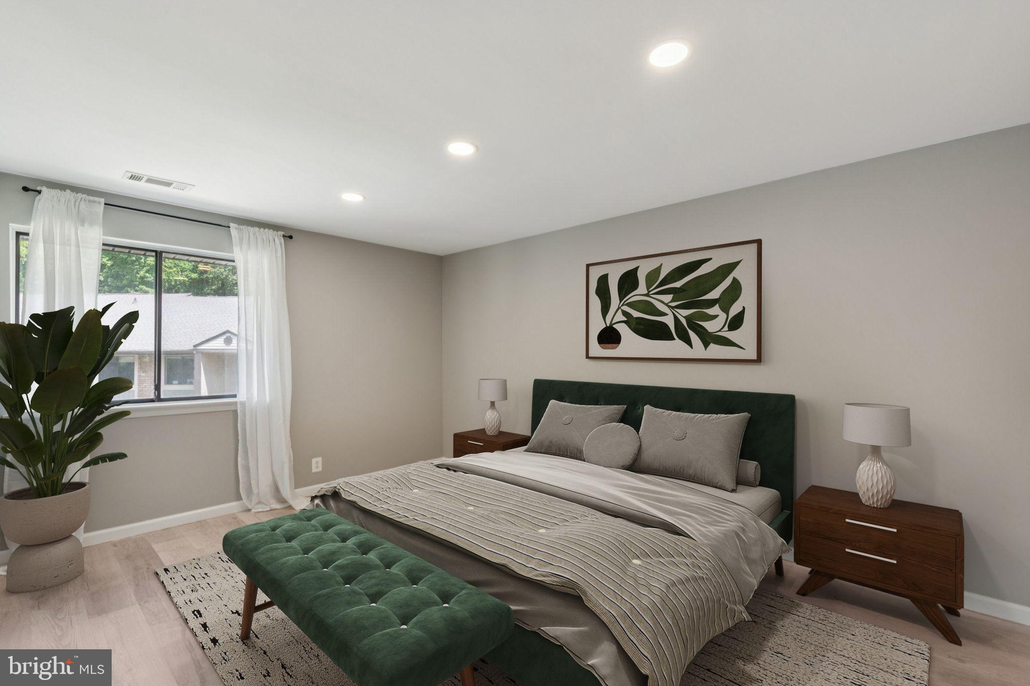 115 E Kings Hwy #420