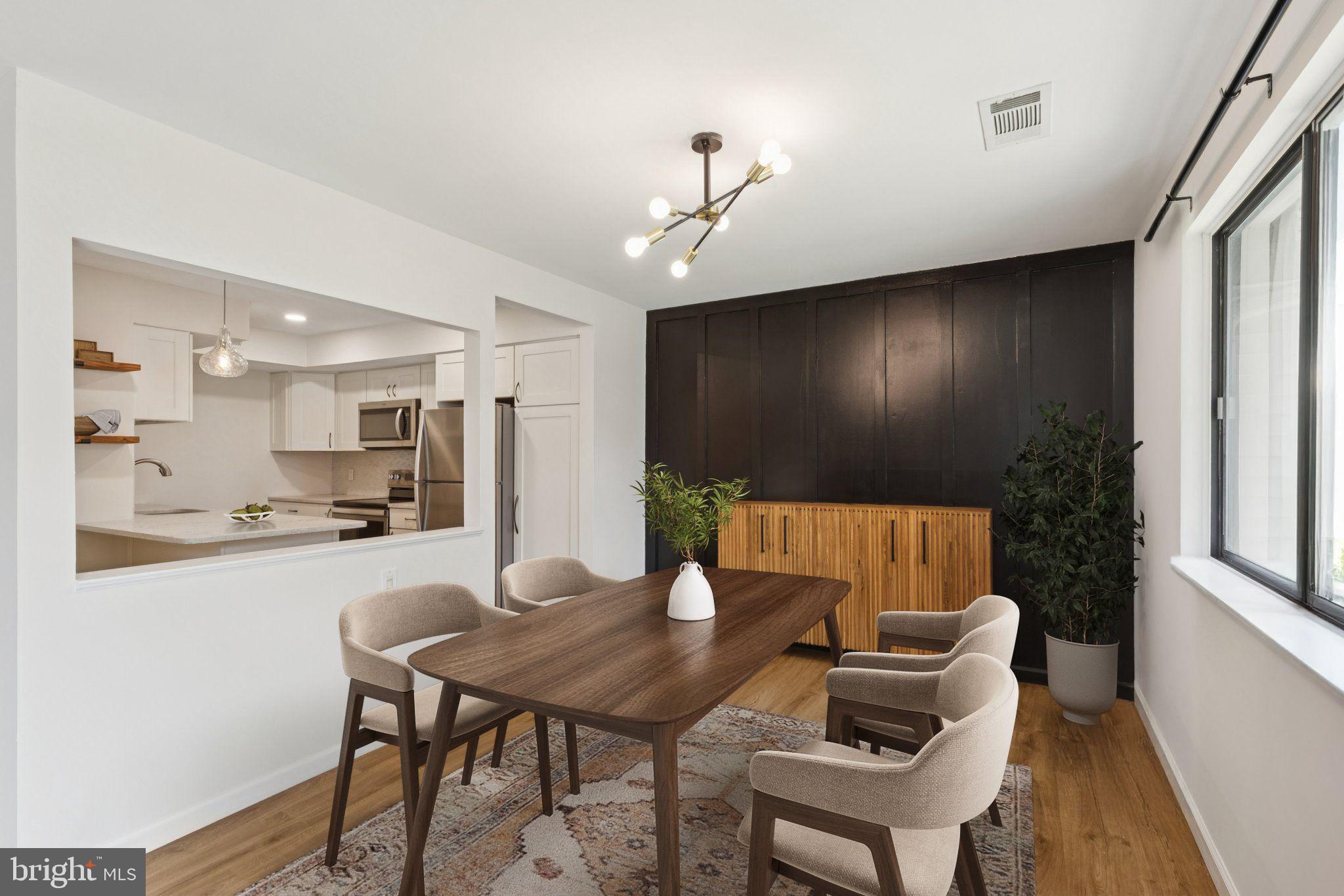 115 E Kings Hwy #420