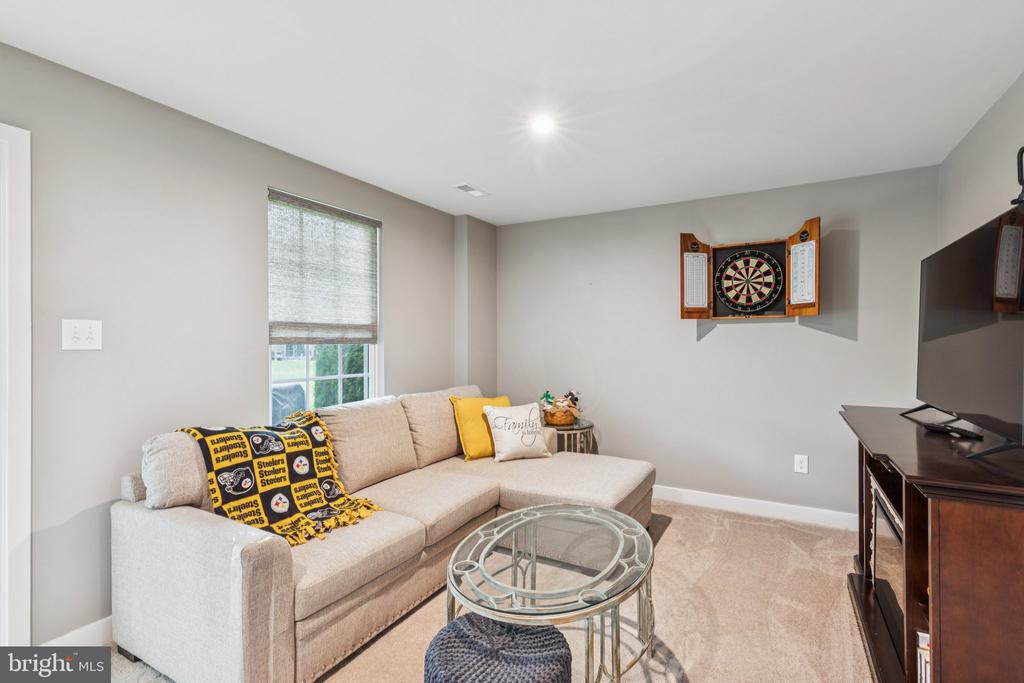 156 HELEN DRIVE