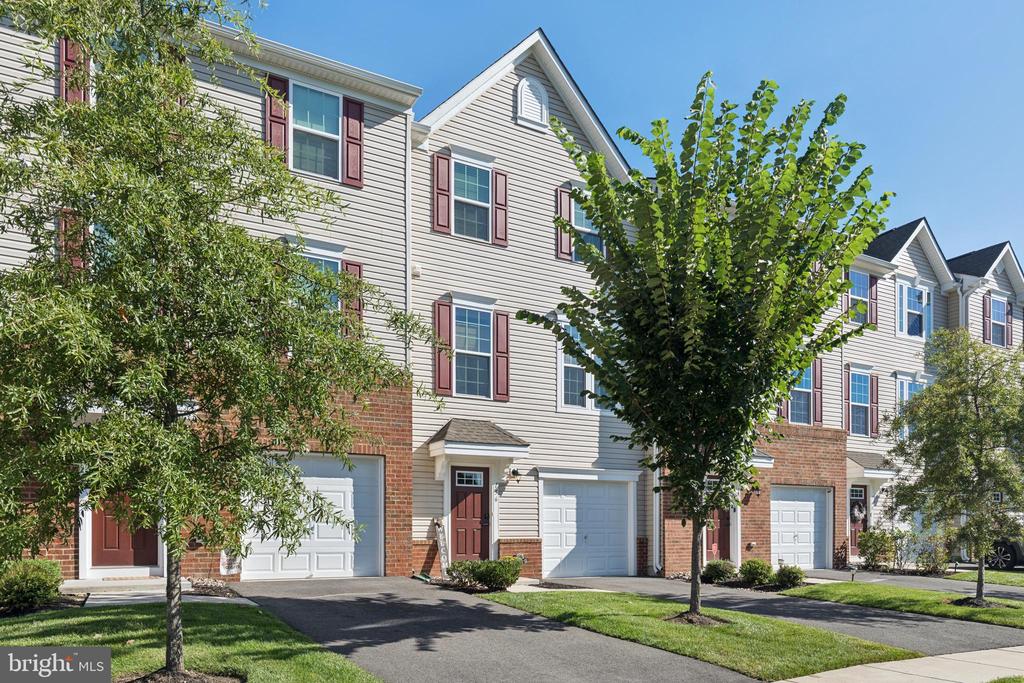 156 HELEN DRIVE