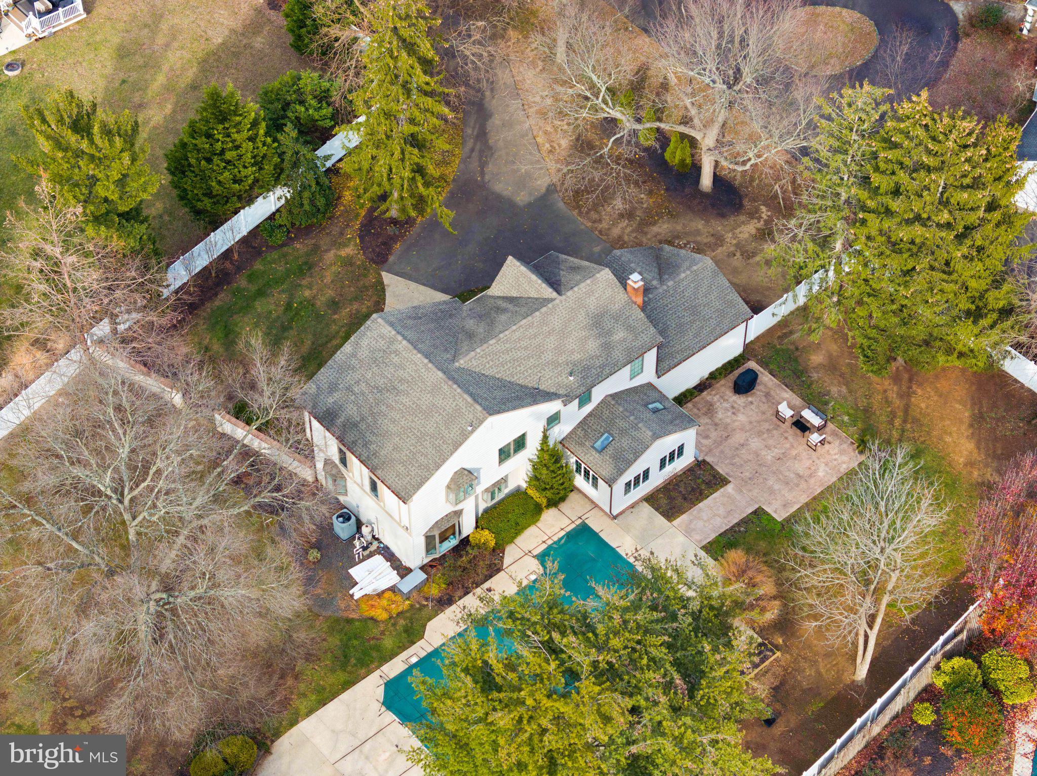 236 CARRIAGE HILL DRIVE
