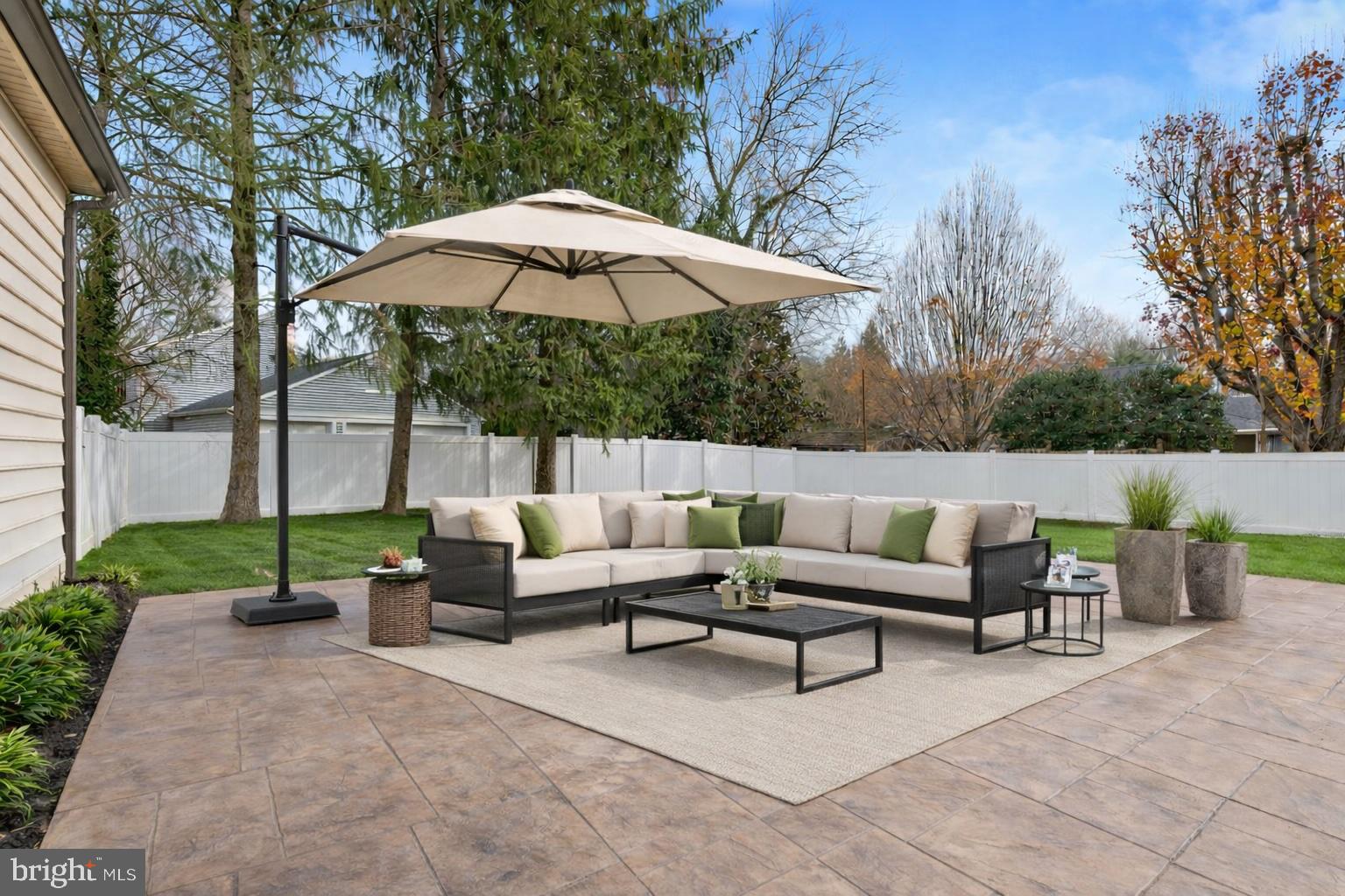 236 CARRIAGE HILL DRIVE