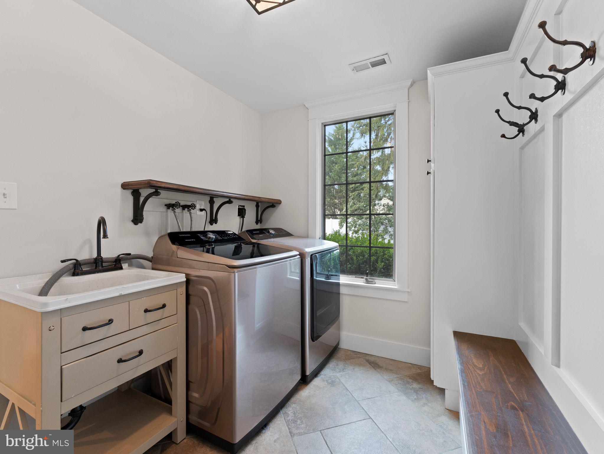 236 CARRIAGE HILL DRIVE