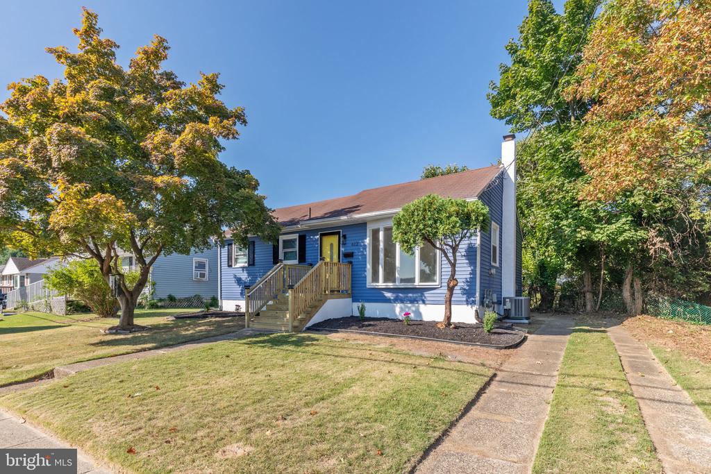612 Camden Ave