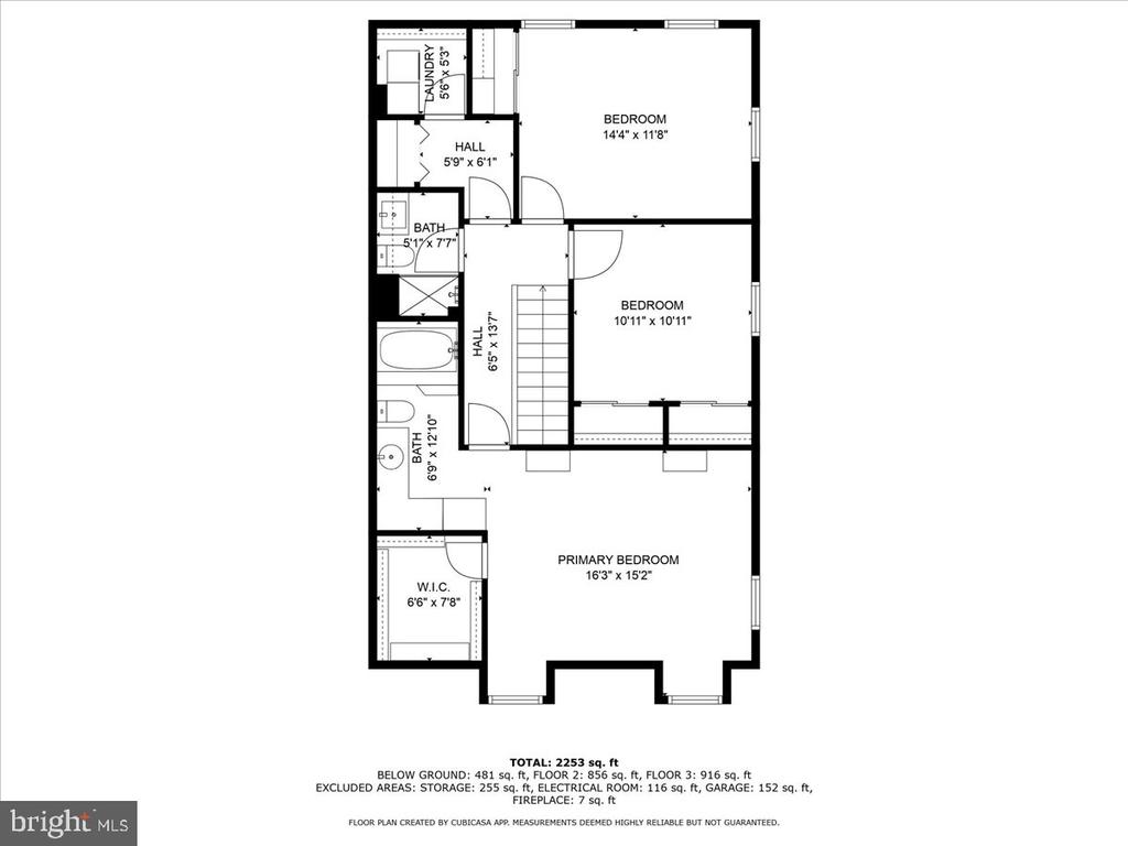16 Greensward Ln