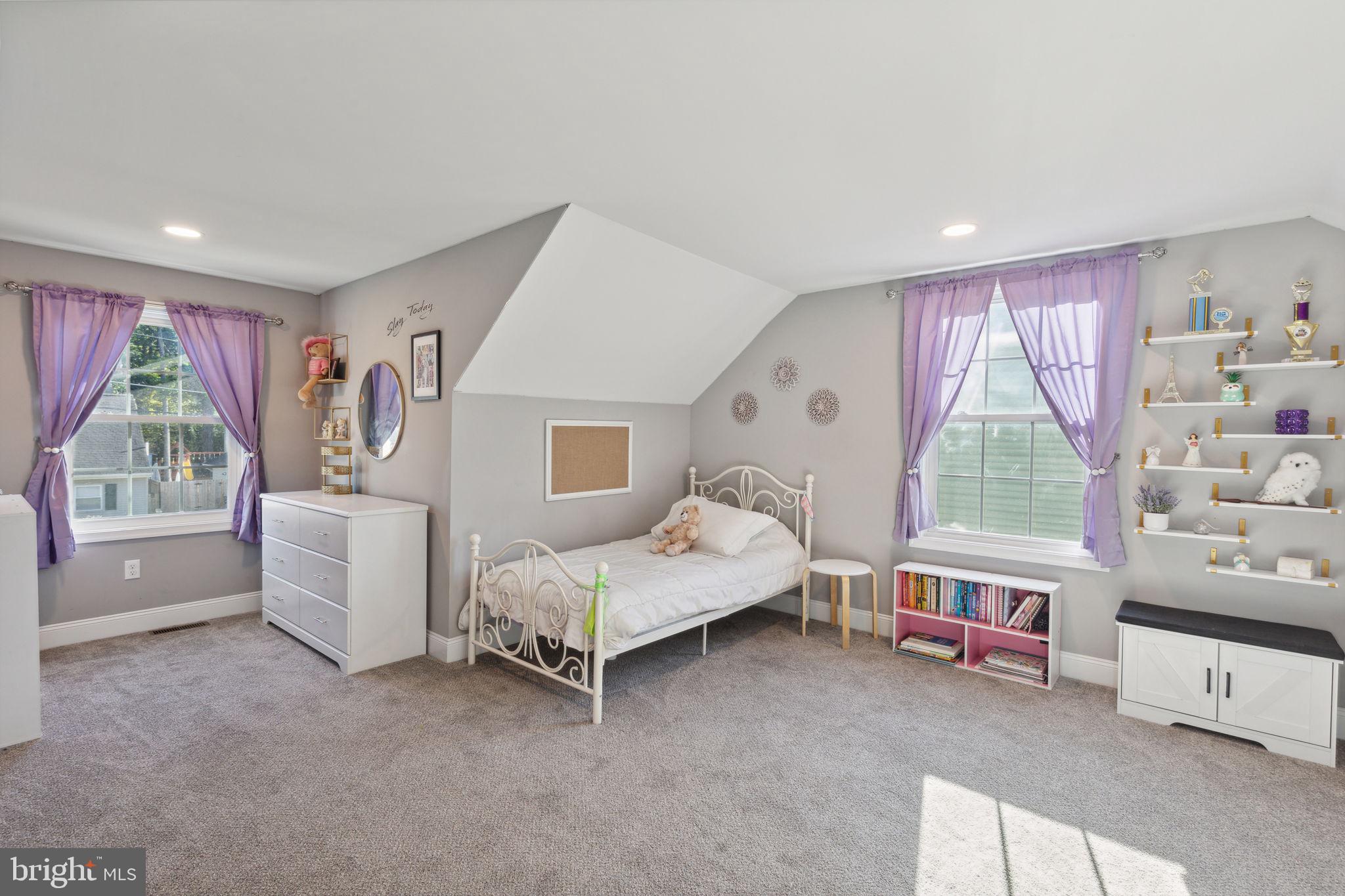 1935 Maple Ave