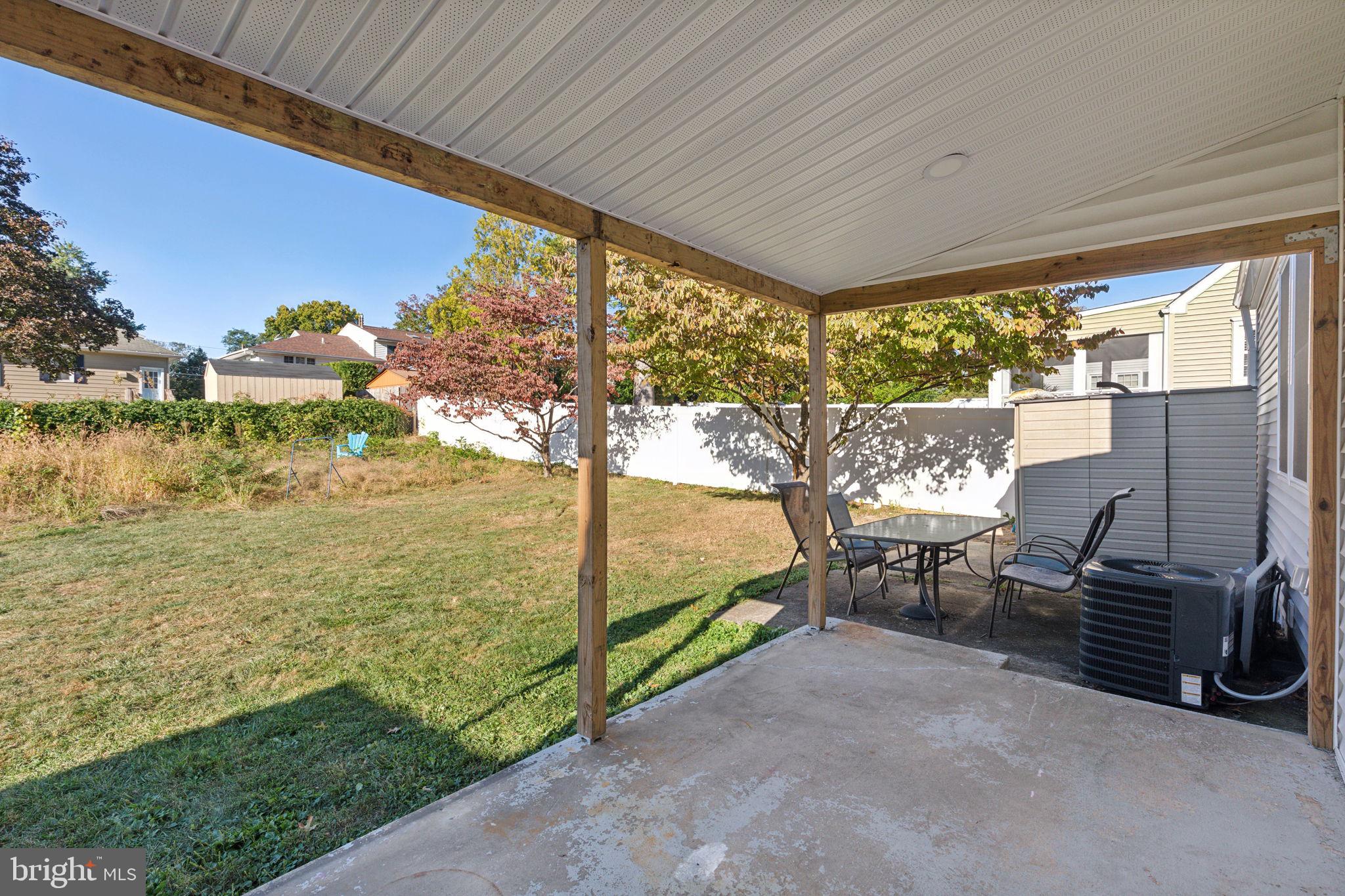 1935 Maple Ave